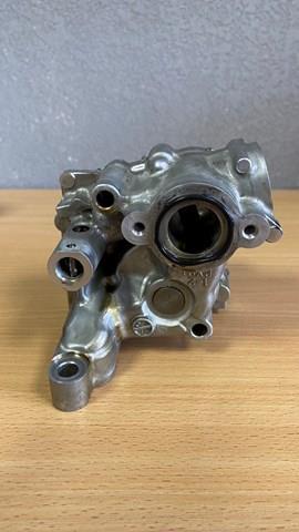 Помпа масляна Mazda PY0114100 ціна, від 53.72 USD