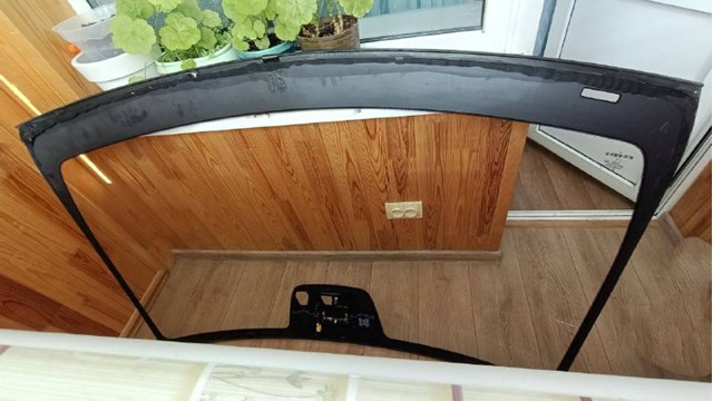 Автоскло Mercedes A1666701301 ціна, від 245.32 USD