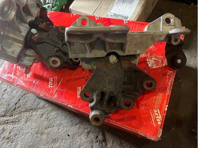  Nissan/Infiniti 112204BE0D