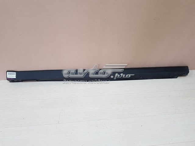 Купити 877522W000CA Hyundai/Kia Накладка зовнішня (молдинг) порога, правий