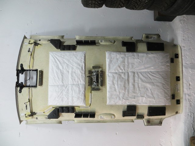 5NN867501AR2ZX VAG Оббивка кузова