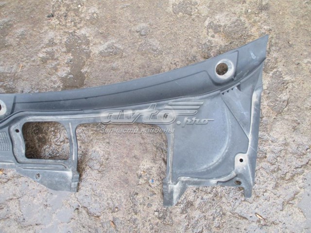 Водостік лобового скла, жабо LR111639 Land Rover