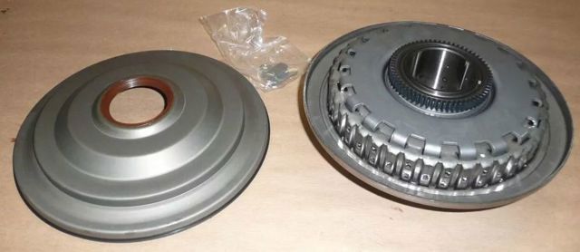 Купити 302053298R Renault (RVI) Комплект зчеплення (диск, корзина, підшипник)