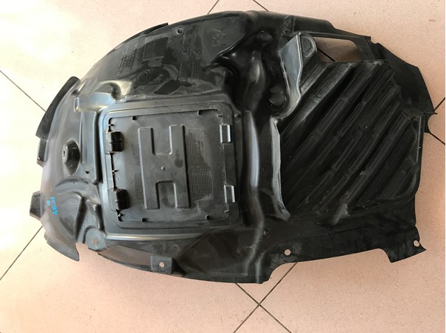 Підкрилок переднього крила, правий передній 7288910 BMW