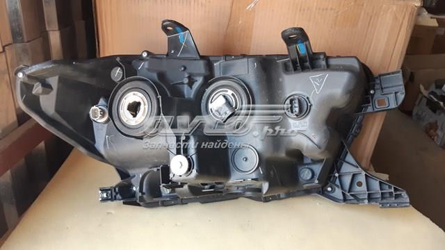 8111004260 Toyota Фара передня права