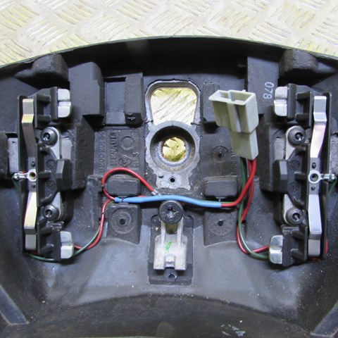 Руль Renault Trafic II