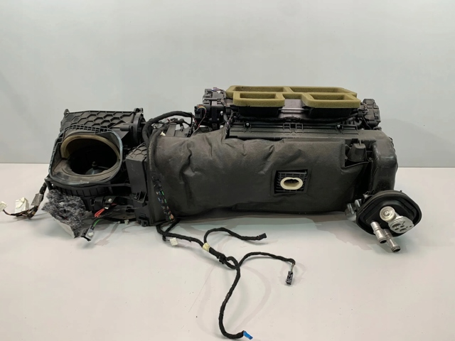  64119325141 BMW