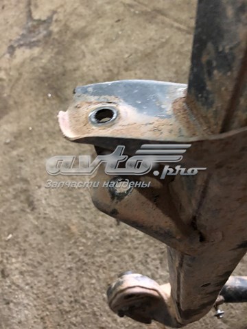 Купити 4010A34105 Ssang Yong Підрамник передній