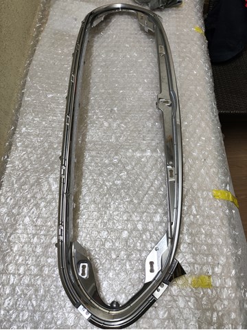 Рамка решітки переднього бампера Tesla 101741400D ціна, від 101.35 USD