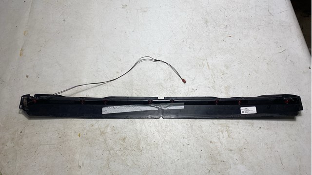 Стоп-сигнал Tesla 600591700E ціна, від 44.34 USD