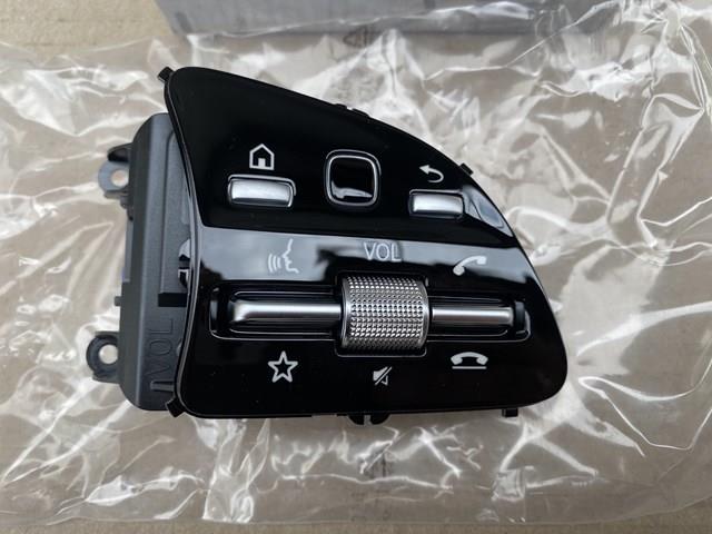 Купити A0999052404649J32 Mercedes 