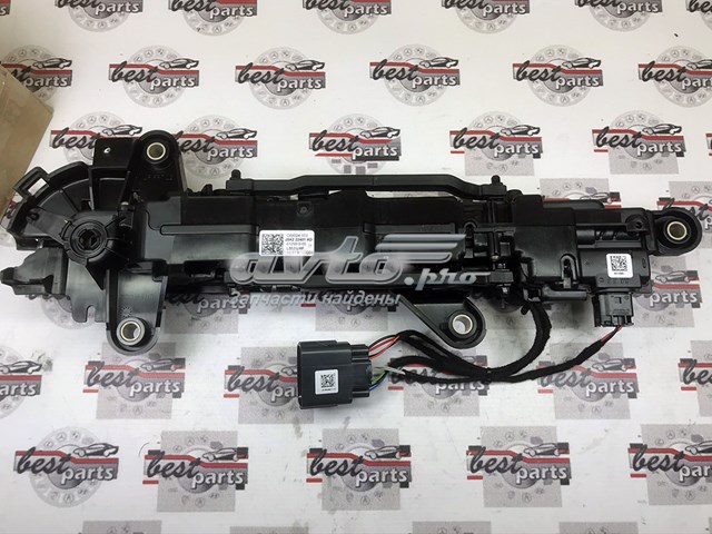 Купити LR106952 Land Rover Ручка передньої двері зовнішня ліва
