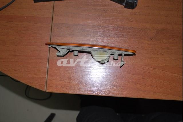 A2218200221 Mercedes Повторювач повороту на крилі, правий