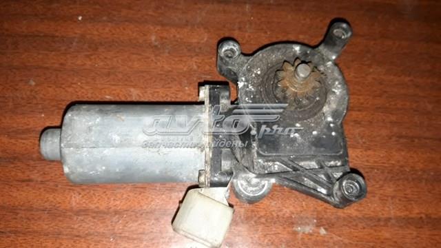 0130821709 Bosch Мотор склопідйомника дверей передніх, правих