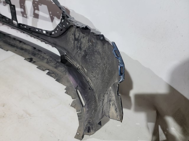 Бампер передній Mazda DFR550031