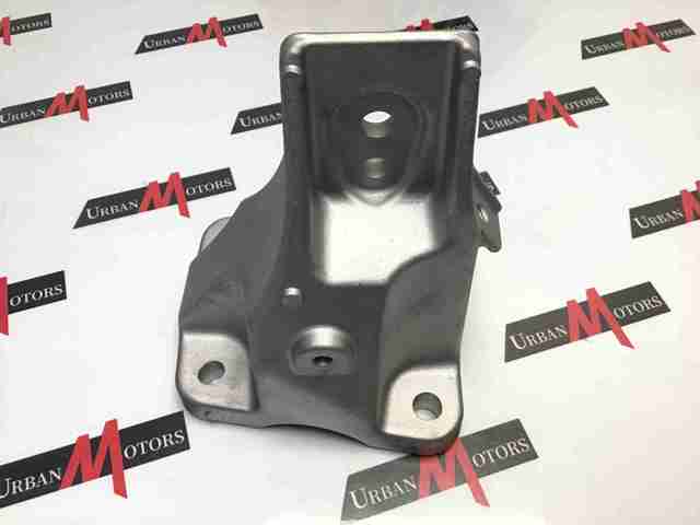Купити LR090479 Land Rover 