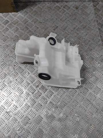 8531553170 Toyota Бачок склоомивача