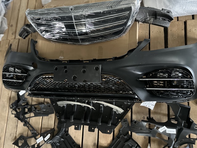 A2228801802 Mercedes Решітка радіатора