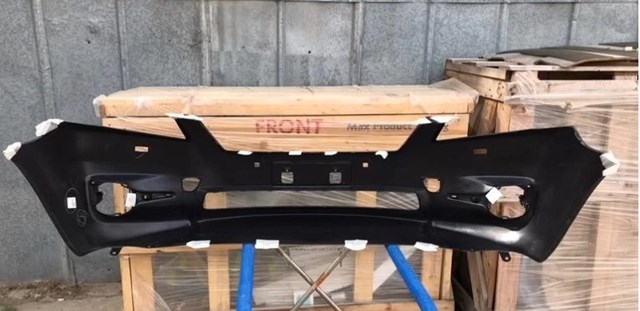 Бампер на авто Toyota 5211942987 ціна, від 526.45 USD
