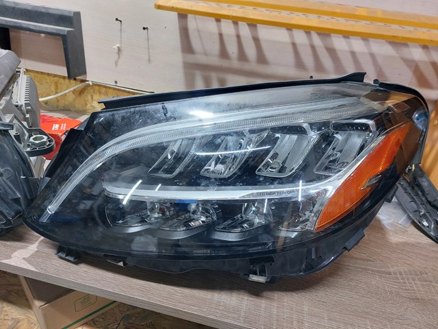 Купити A2059069105 Mercedes 