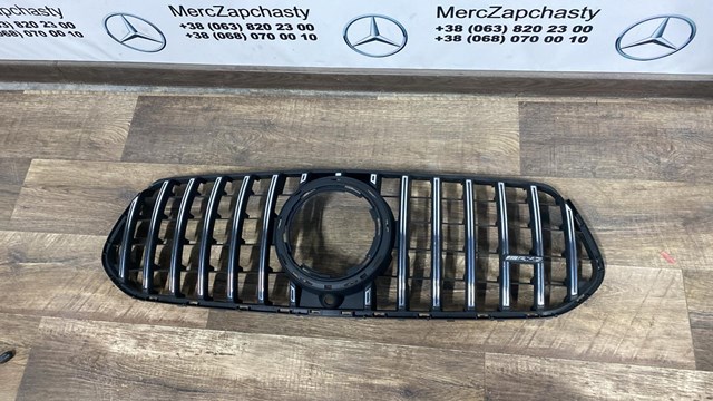Купити A1678881101 Mercedes Захисна решітка радіатора
