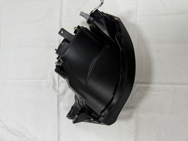 Купити LAMP2816 Matomi Права блок фара