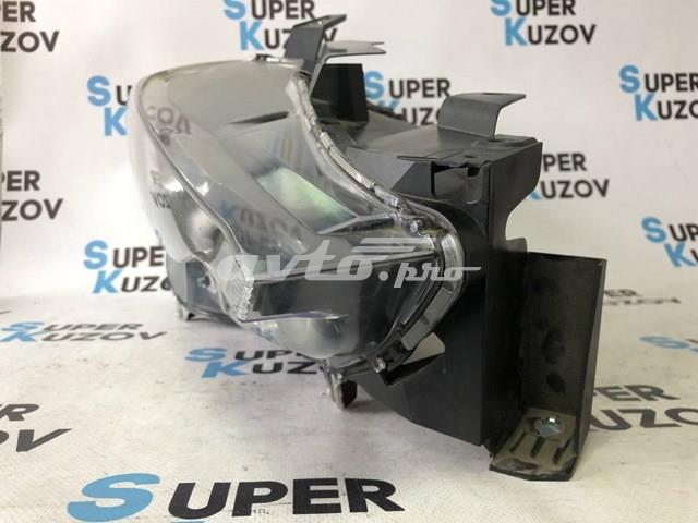 Фара права KL2L51031C Mazda