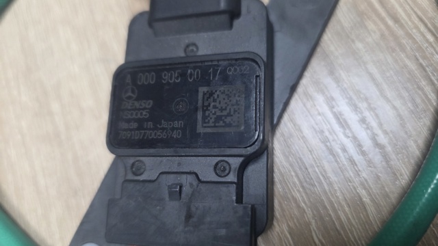 A0009050017 Mercedes 