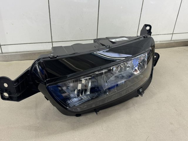Фара Peugeot/Citroen 9675974980