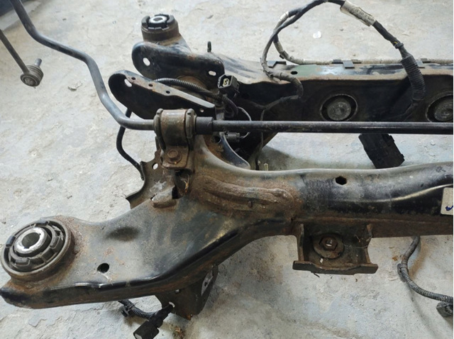 T4N13504 Jaguar Підвіска задня