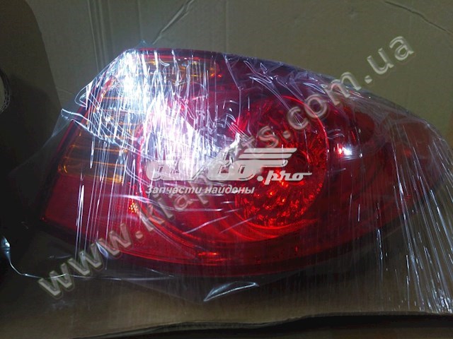 924022H010 Hyundai/Kia Задній правий зовнішній ліхтар