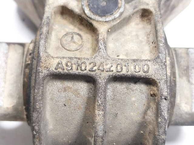  Mercedes A9102420100