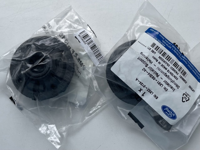  Ford LX6Z8124A