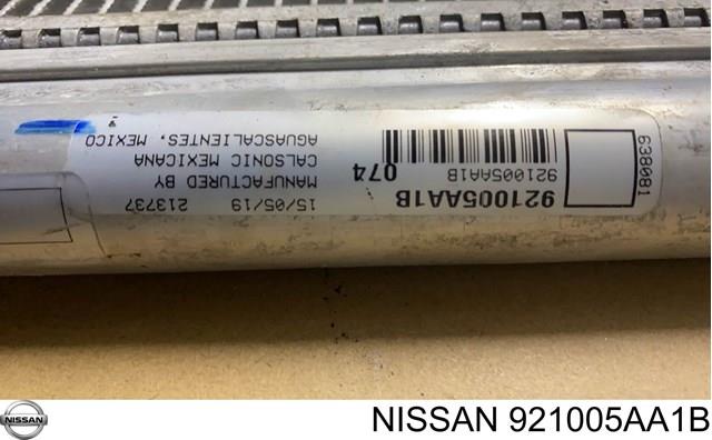 Радіатор кондиціонера 921005AA1B Nissan/Infiniti