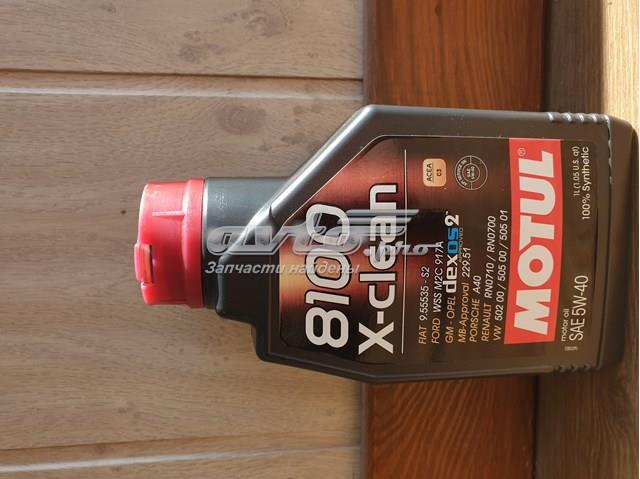 854111 Motul Масло двигуна