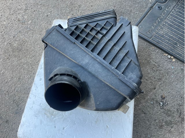 28110C2500 Hyundai/Kia Коробка фільтра