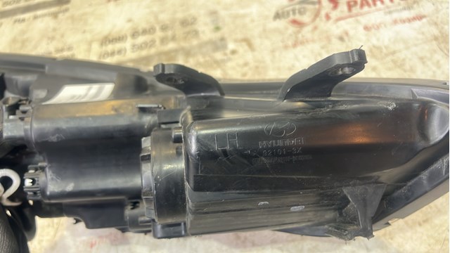 Фари Hyundai/Kia 921013X420 ціна, від 506.52 USD