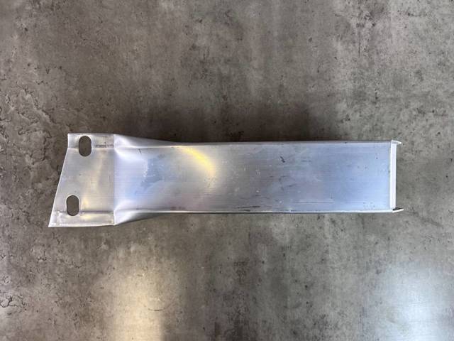 Купити A223620530064 Mercedes Кронштейн підсилювача переднього бампера