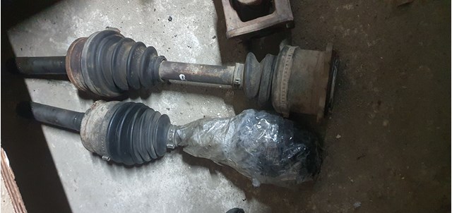 Піввісь передня, права Matomi SA1728 ціна, від 53.61 USD