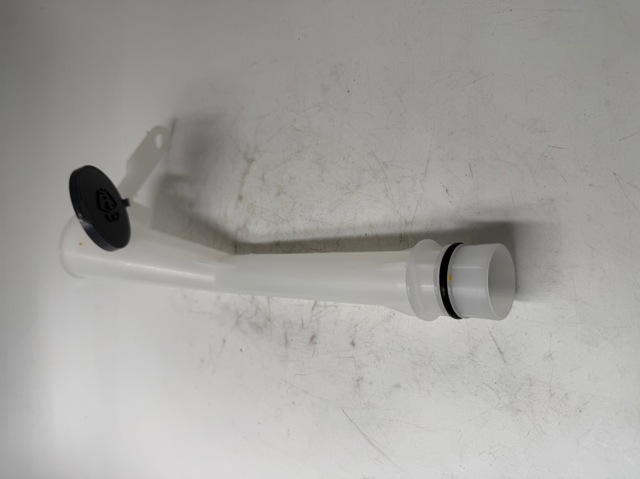 Купити 289155NA0A Nissan/Infiniti Горловина бачка омивача
