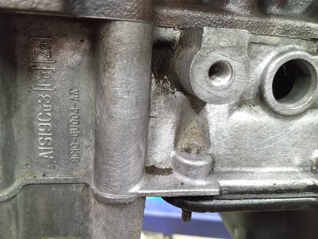 Двигун у зборі Ford P8FA