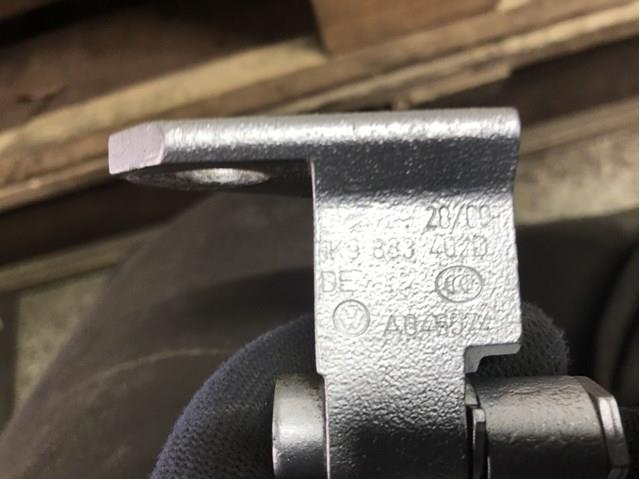  VAG 1K9833402D