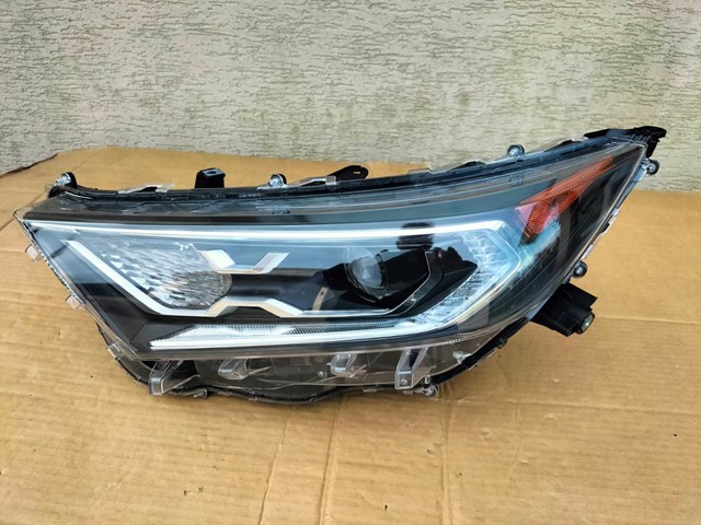 Фари Toyota 811500R162 ціна, від 316.67 USD