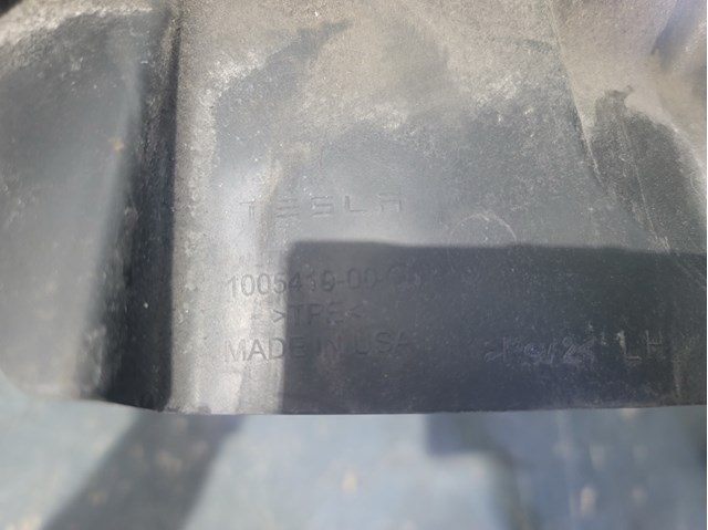 100541900C Tesla 