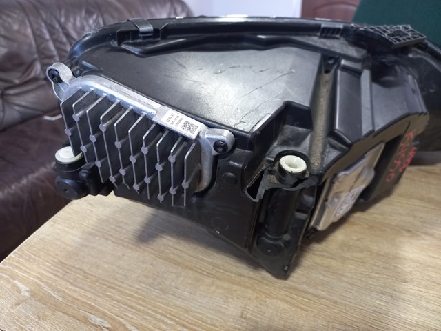 VAG 8W6941033C ціна, від 950.20 USD