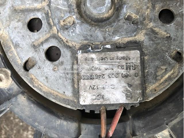 0130303836 Bosch Дифузор радіатора охолодження, в зборі з мотором і крильчаткою