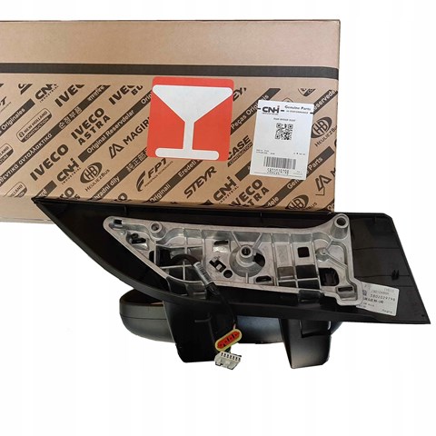 Дзеркало праве 5802029798 Iveco
