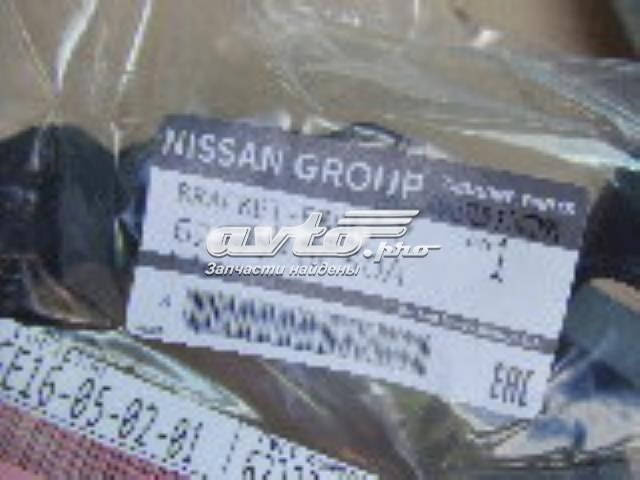 Купити 62222BC50A Nissan/Infiniti Кронштейн кріплення протитуманною фари, правої