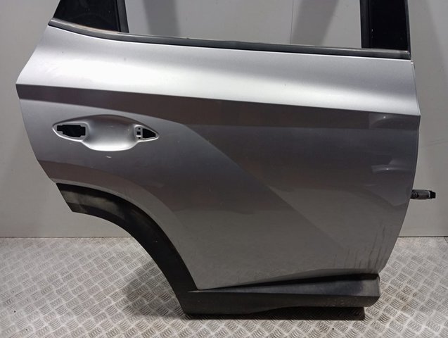 Купити 77004N7000 Hyundai/Kia Двері задні, праві