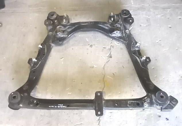 Підрамник передньої підвіски Toyota 5110007035 ціна, від 290.74 USD
